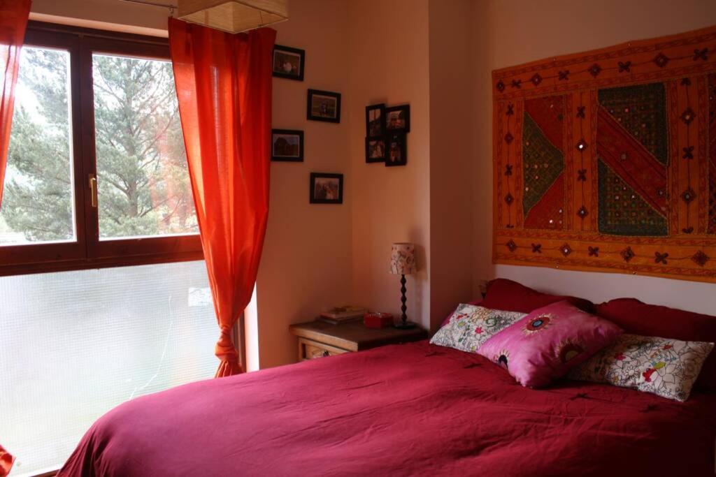 Duplex Con Jardin En Pirineos, Totalmente Equipado Daire Villanúa Dış mekan fotoğraf